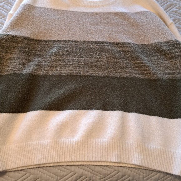 Andree 1X Sweater - Picture 2 of 2